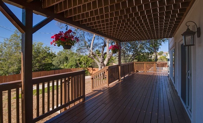 Building Photo - Barcelona Ridge Estates