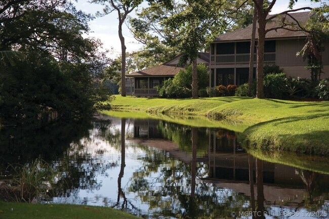 Building Photo - 19550 Sawgrass Dr
