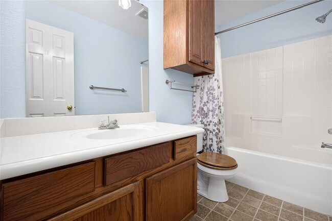 Building Photo - 337 W Chantilly Way