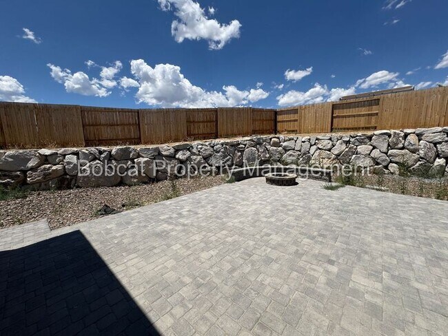 Building Photo - 925 Cranfield Ct