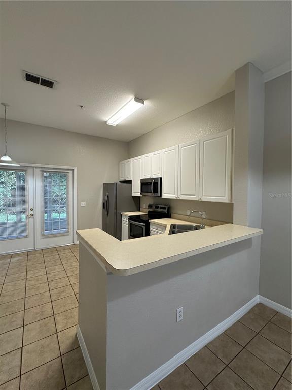 Building Photo - 141 Reserve Cir