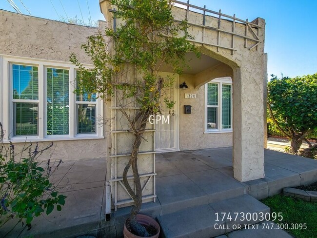 Primary Photo - 1320 E Maple St