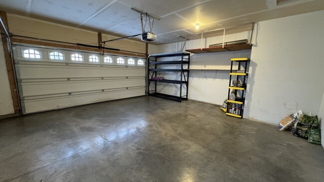 Building Photo - 3003 Oliver St