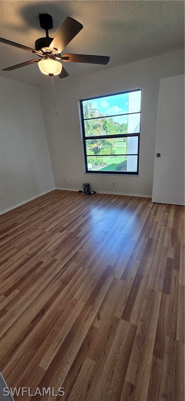 Building Photo - 3615 Boca Ciega Dr