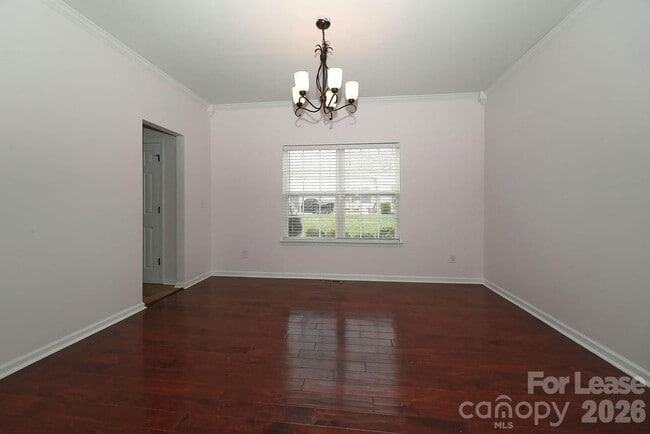 Building Photo - 4224 Lois Ln