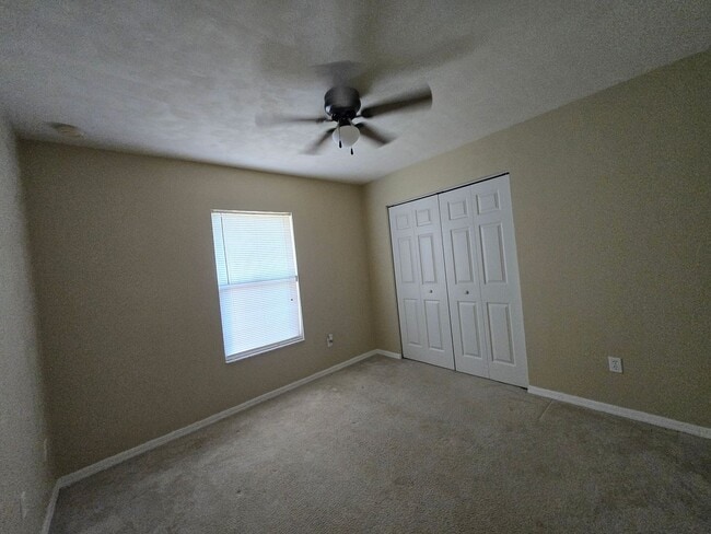 Building Photo - Charming single-story 3-bedroom, 2-bath home
