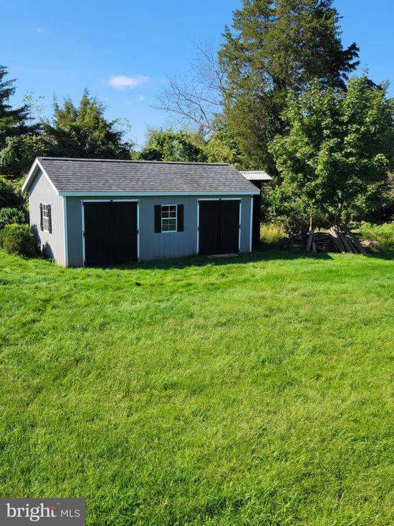 Building Photo - 328 Township Line Rd