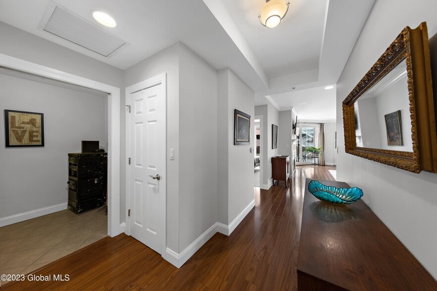 Building Photo - 38 High Rock Ave