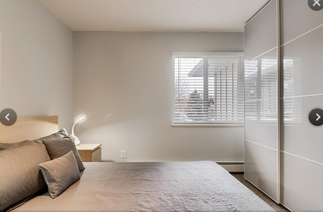 Building Photo - 857 S Van Gordon Ct
