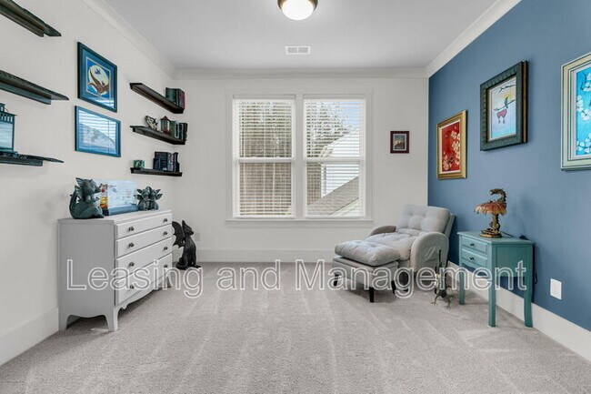 Building Photo - 245 Summer Tanager Dr