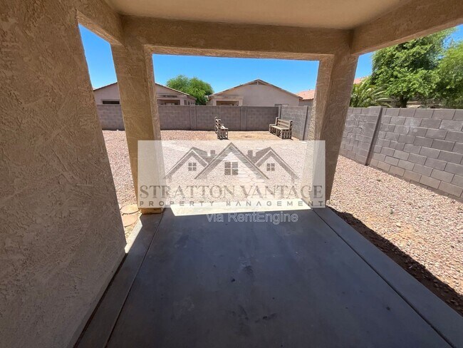 Building Photo - 9257 W Virginia Ave