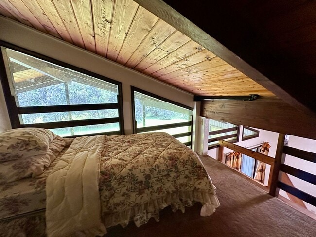 Building Photo - 99-7733 Uluhe Pl