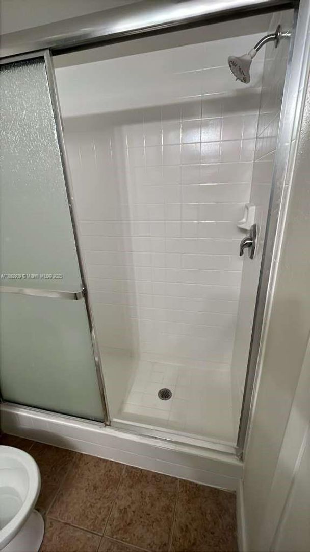 Building Photo - 7640 Westwood Dr