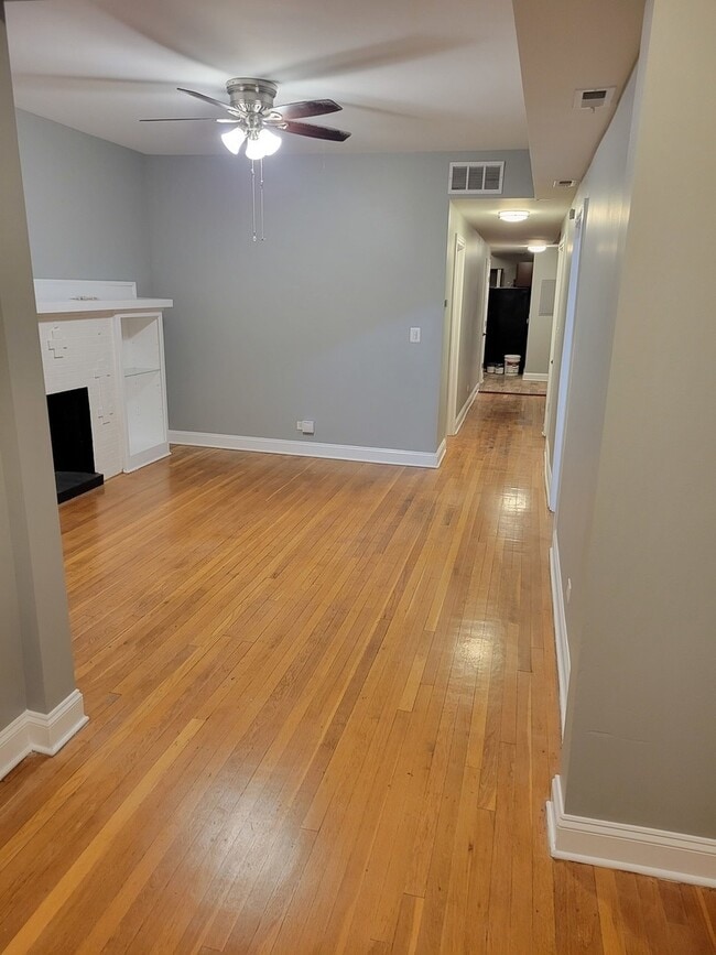 Building Photo - 7943 S Ada St