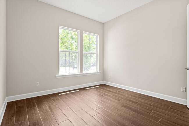 Building Photo - 489 Caiden Dr