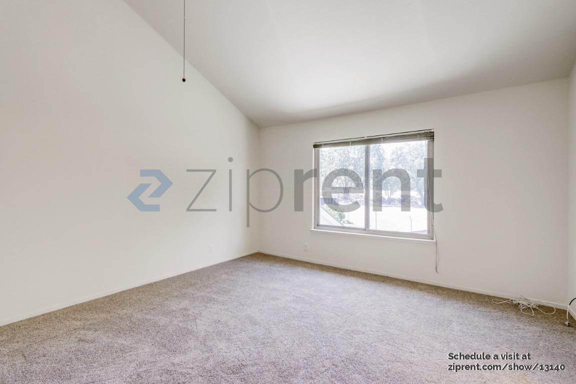 Building Photo - 1936 Lake View Pl