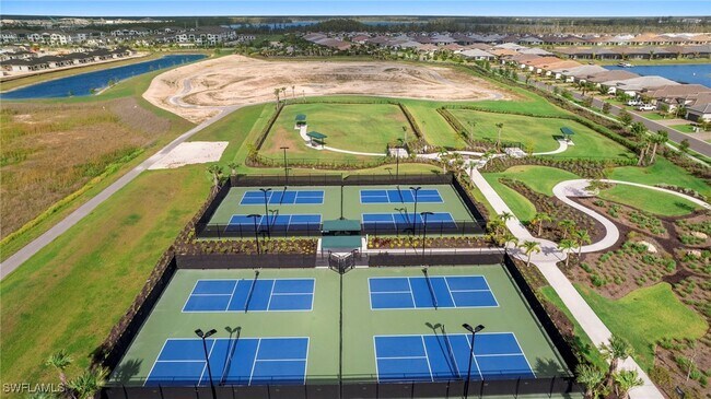 Building Photo - 11200 Canal Grande Dr