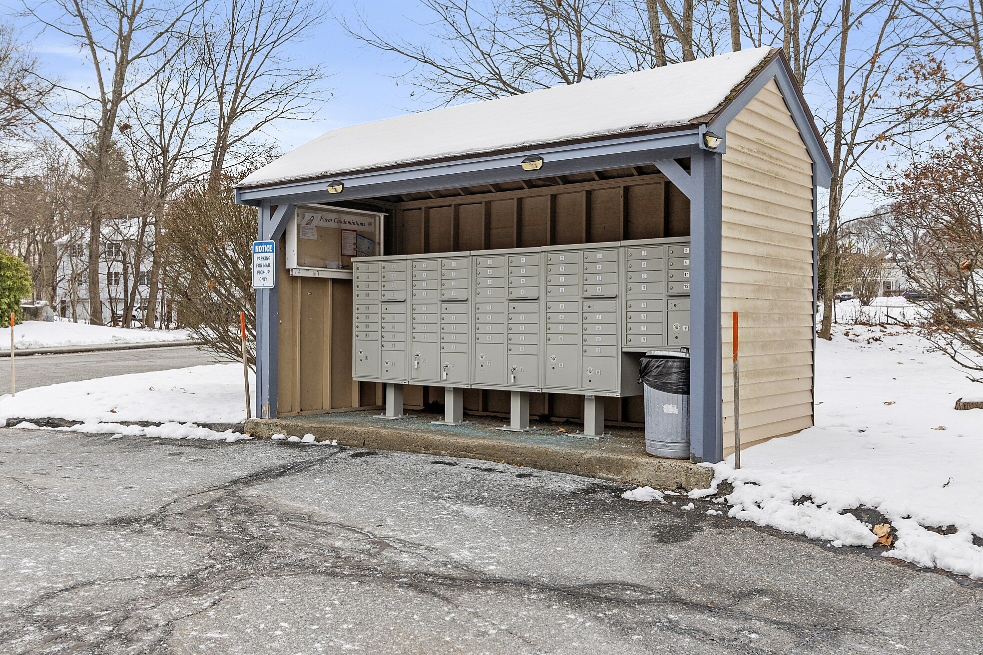 Building Photo - 73 Kennedy Dr