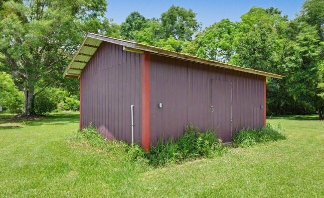 Building Photo - 11929 Patrick Henry St