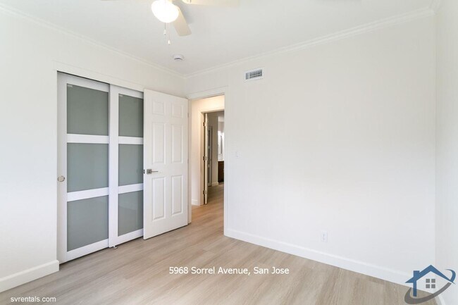 Building Photo - 5968 Sorrel Ave