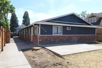 Building Photo - 725 W Carlisle Ave