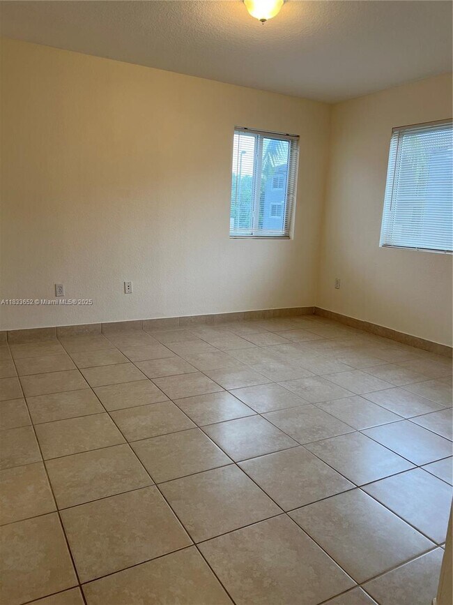 Building Photo - 15470 SW 284th St
