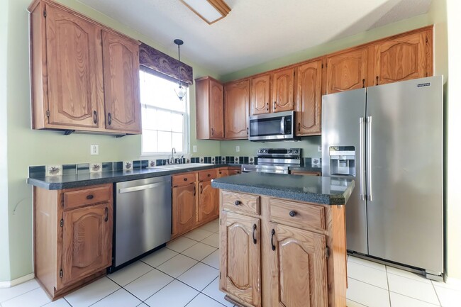 Building Photo - Spacious 3BR Frisco Home | Open Floor Plan | Private Backyard | Top Schools