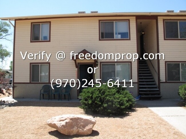 Primary Photo - 1635 White Ave