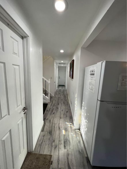 Building Photo - 2112 164th Ave NE