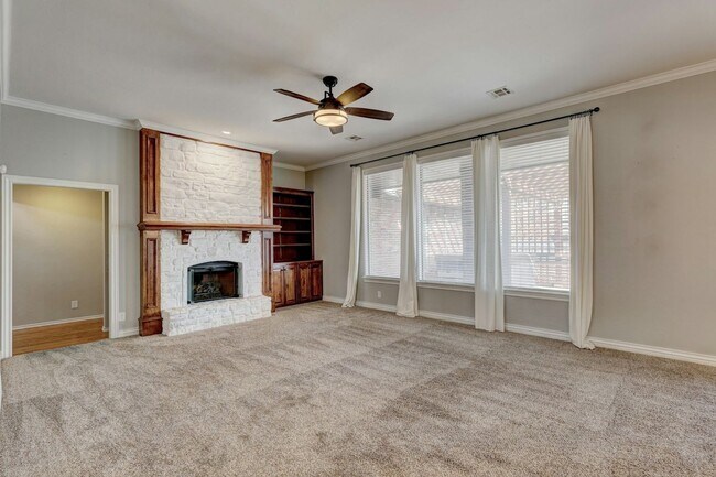 Building Photo - 4 Bedroom South Edmond Home For Rent