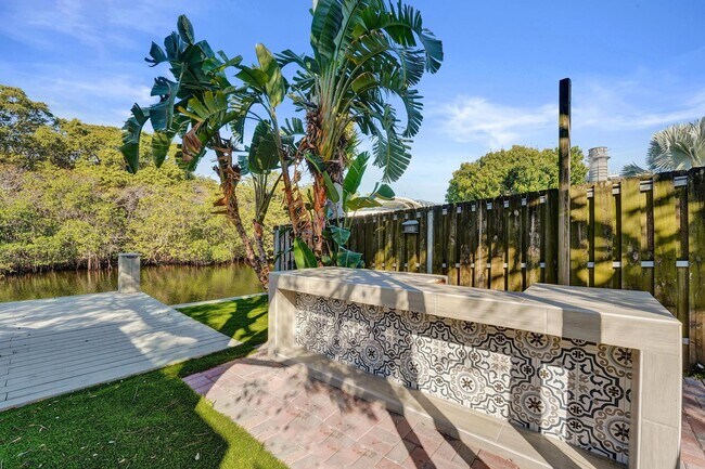 Building Photo - 4417 SW 38th Terrace