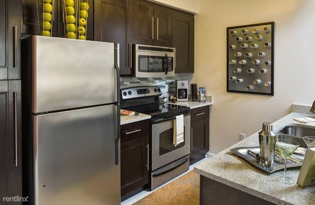 Building Photo - 3 br, 2 bath  - ALTIS