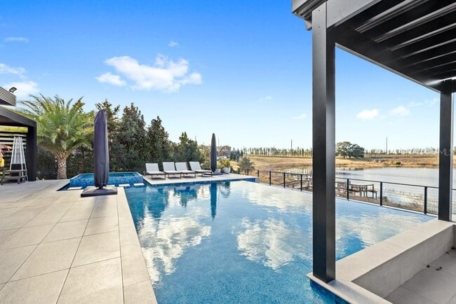 Building Photo - 15699 Panther Lake Dr