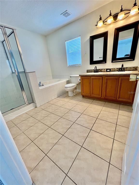 Building Photo - 2509 Silvermoss Dr