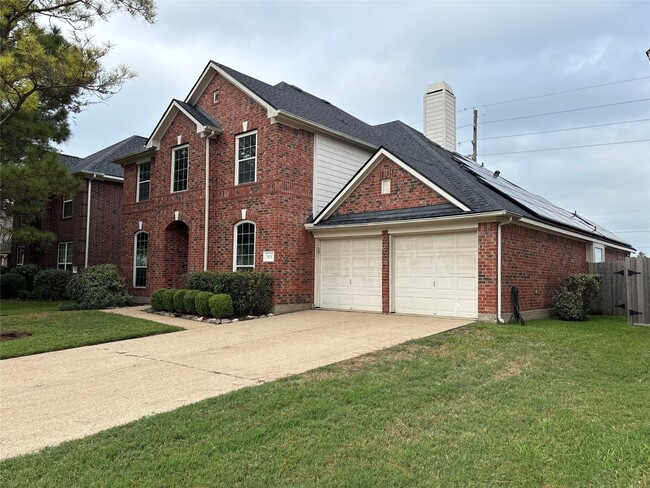 Building Photo - 3126 Springdale Dr