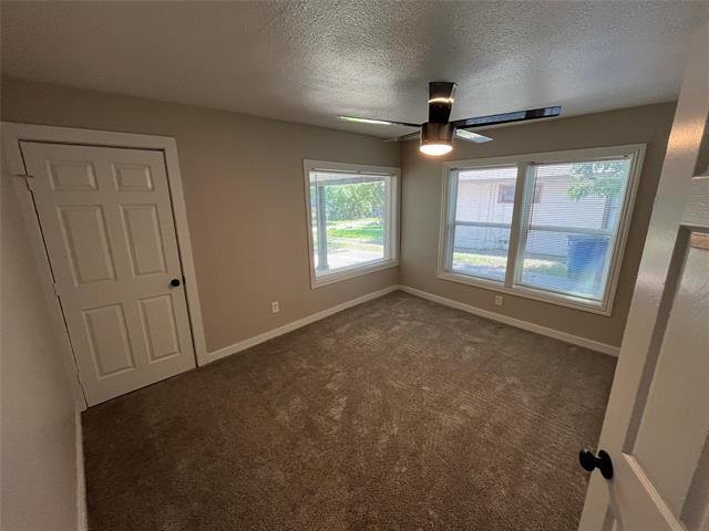 Building Photo - 1138 Elmdale Pl