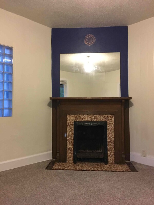 Building Photo - 1205 E 4th St