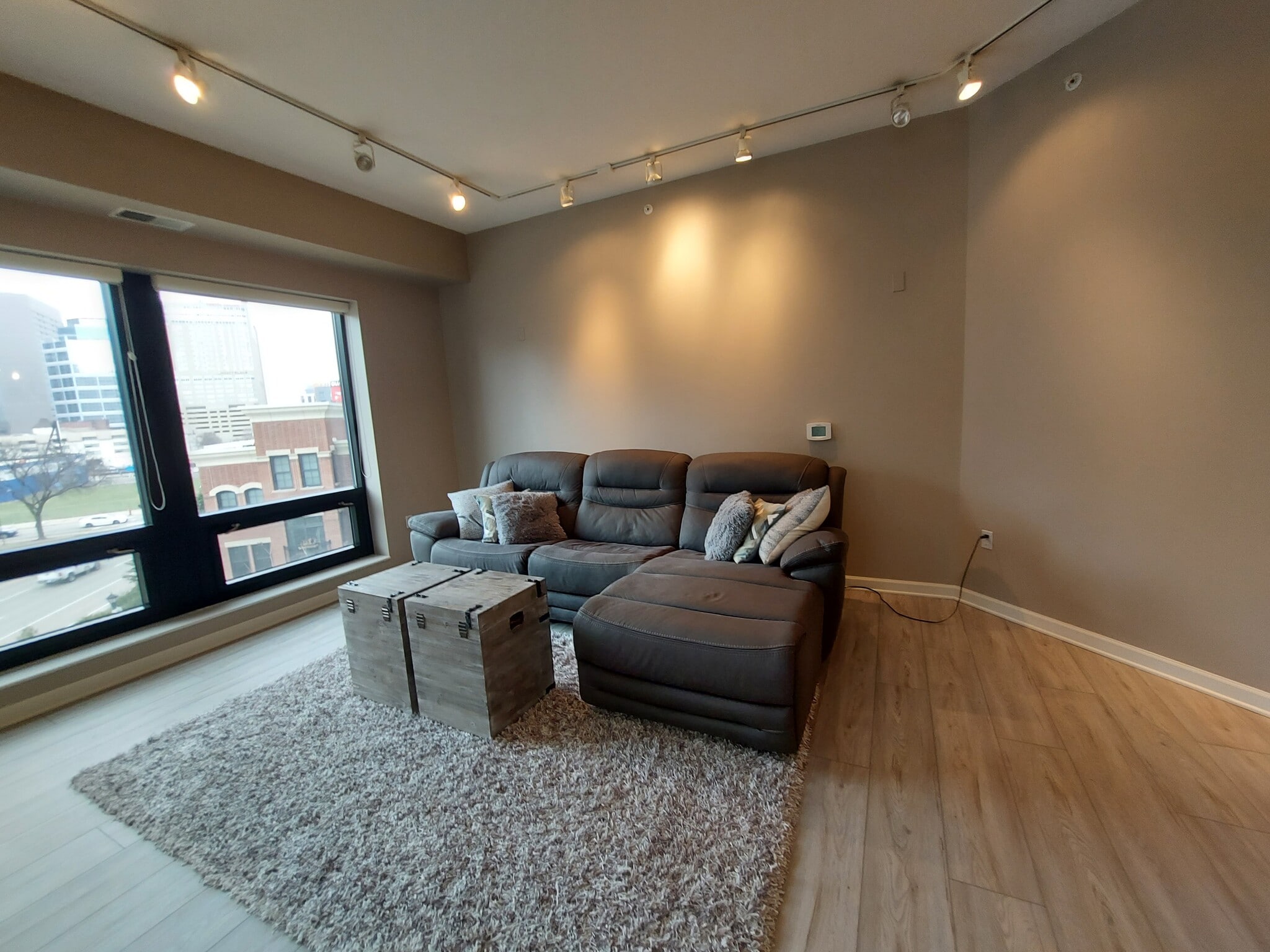 Living Room - 500 E Grant St