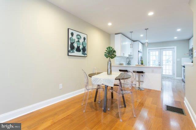 Building Photo - 2026 McClellan St