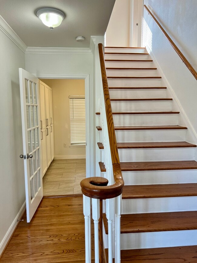 Building Photo - 4390 Harvest Ln