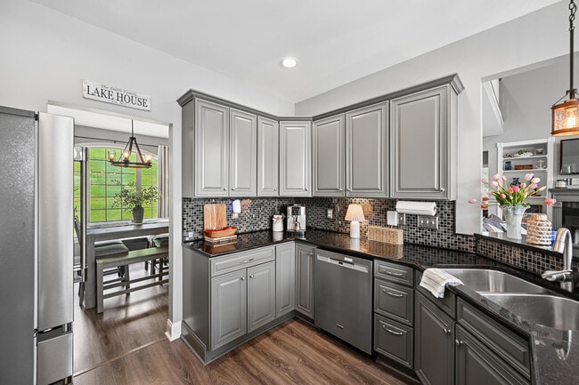 Building Photo - 135 Harbour Ridge