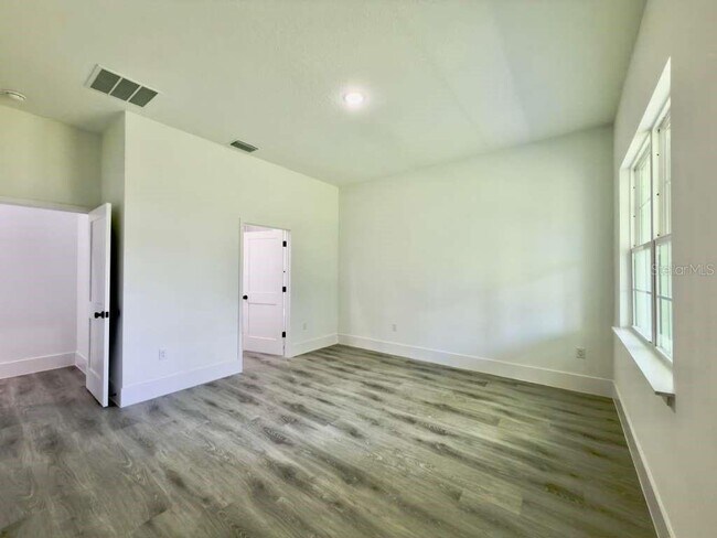 Building Photo - 15775 SW 59th Avenue Rd