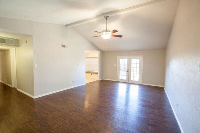 Building Photo - 5713 Baker Dr