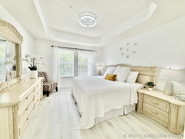 Building Photo - 4404 Tuscany Way