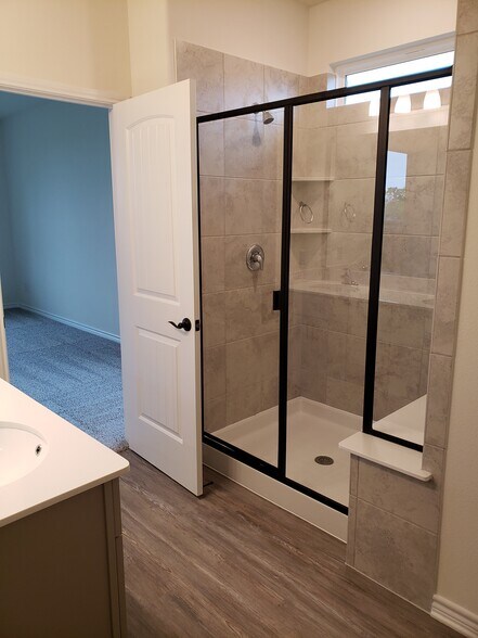 Building Photo - 9008 Bison Creek Dr