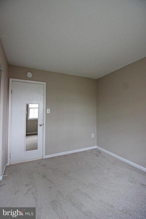 Building Photo - 8022 Northumberland Rd