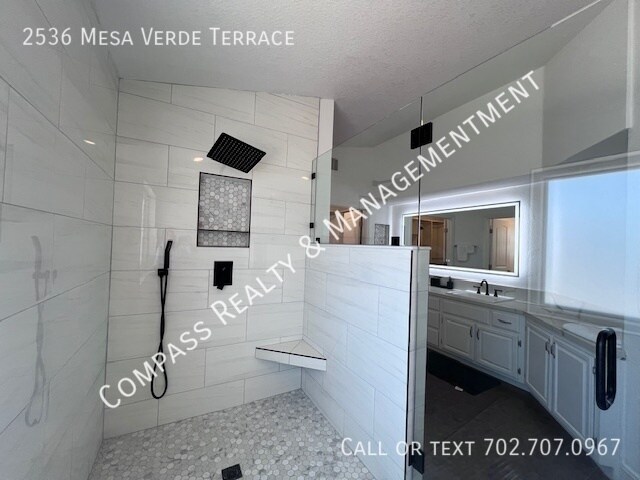 Building Photo - 2536 Mesa Verde Terrace