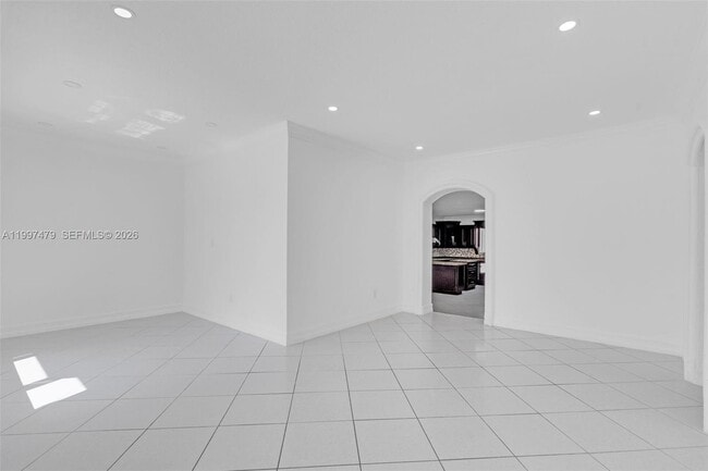 Building Photo - 201 SW 51st Ct