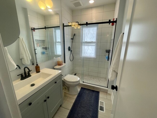 Building Photo - Large Rehabbed Portage Park Bungalow With Oversized Back Yard Oasis
