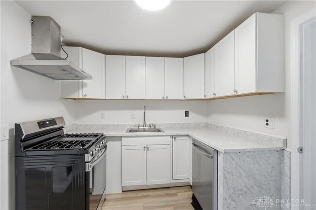 Building Photo - 2512 Harshman Rd